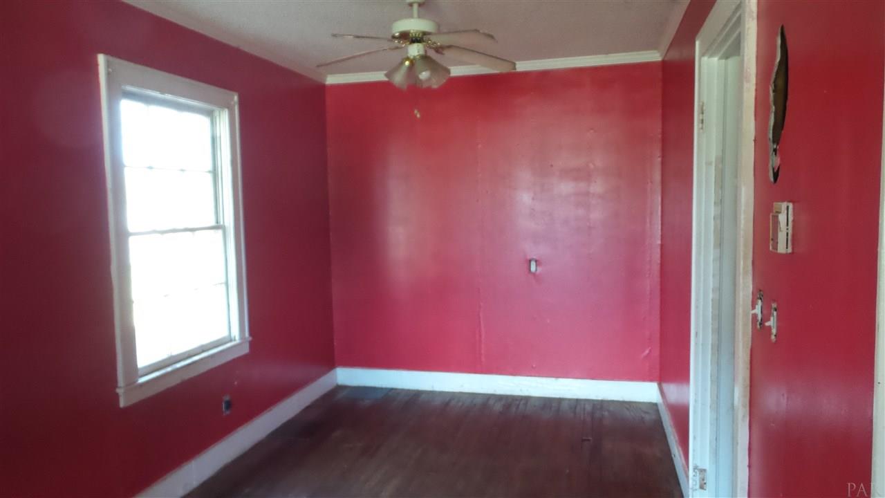 307 Beck Street Atmore, AL 36502 - Photo 7 of 17 Gallery Image 7