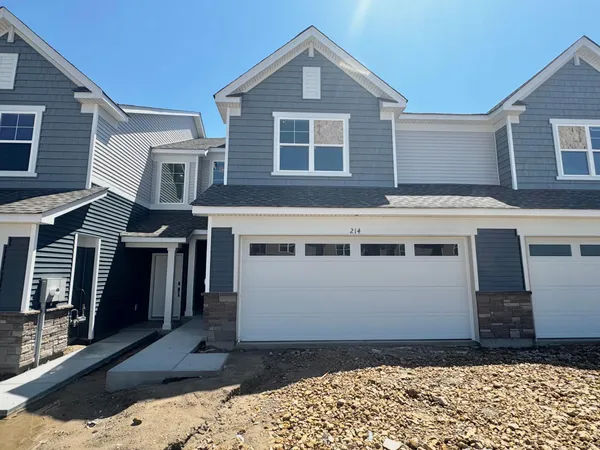 $339,890 | 214 HUNTINGTON Drive, Waconia, MN 55387