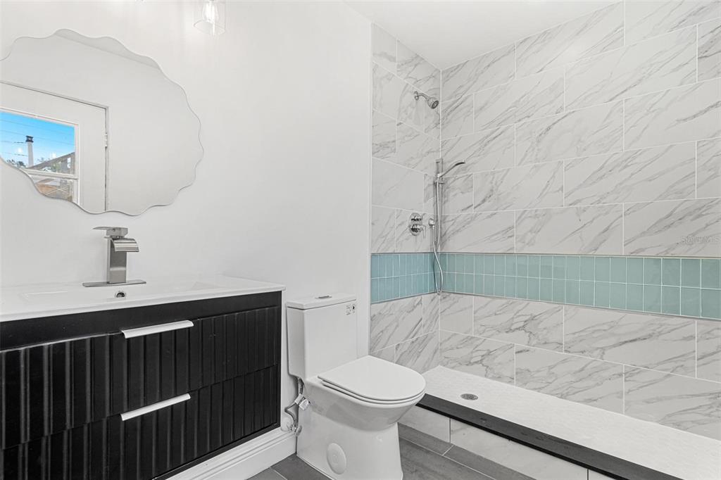 380 Colony Point Road South St. Petersburg, FL 33705 - Photo 45 of 60