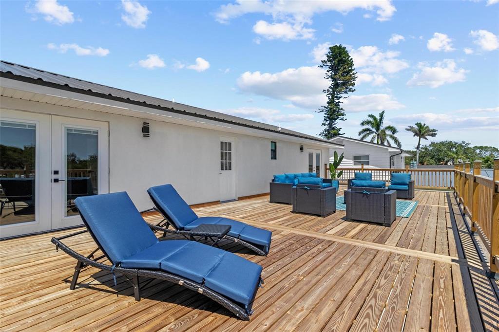 380 Colony Point Road South St. Petersburg, FL 33705 - Photo 46 of 60