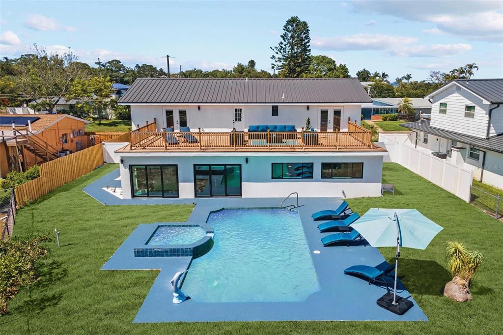 380 Colony Point Road South St. Petersburg, FL 33705 - Photo 48 of 60