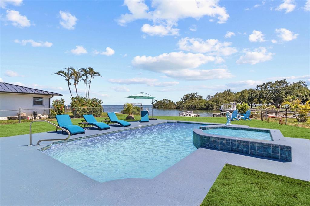 380 Colony Point Road South St. Petersburg, FL 33705 - Photo 50 of 60