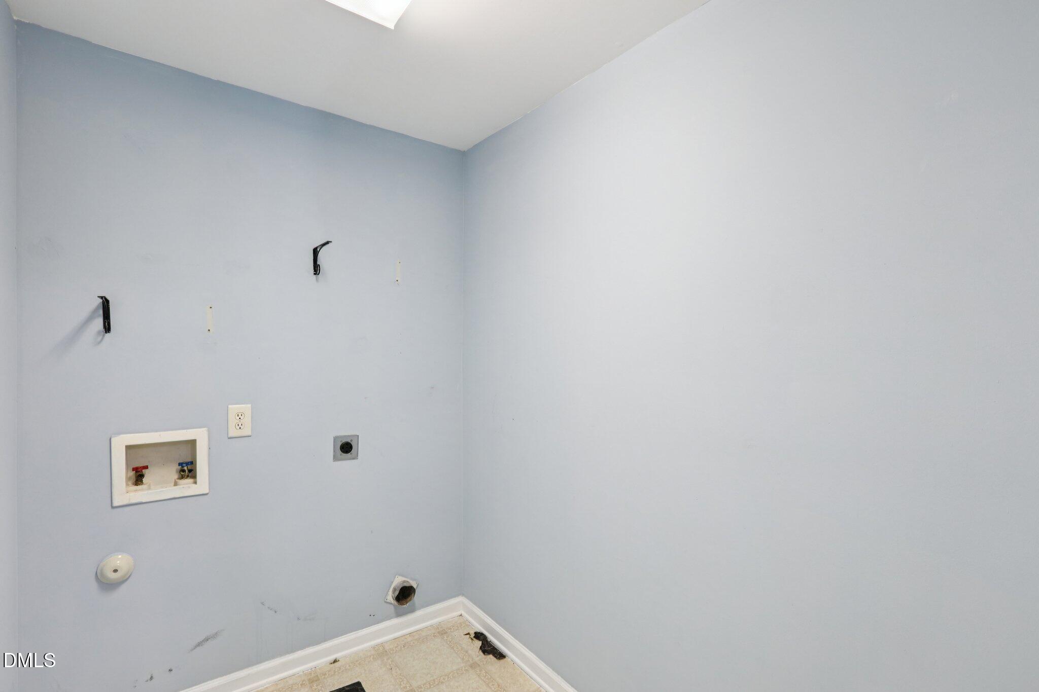 1212 Southgate Drive Raleigh, NC 27610 - Photo 20 of 31 a view of a small space