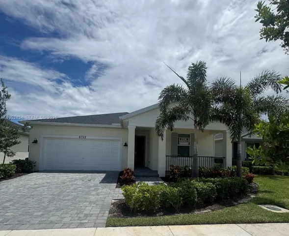 $2,800 | 6712 Cloverdale Avenue, Port St. Lucie, FL 34987