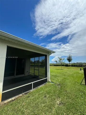 $2,800 | 6712 Cloverdale Avenue, Port St. Lucie, FL 34987