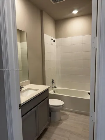 $2,800 | 6712 Cloverdale Avenue, Port St. Lucie, FL 34987