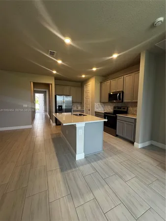 $2,700 | 6712 Cloverdale Avenue, Port St. Lucie, FL 34987