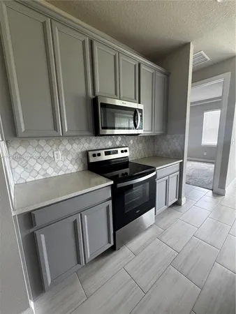 $2,700 | 6712 Cloverdale Avenue, Port St. Lucie, FL 34987