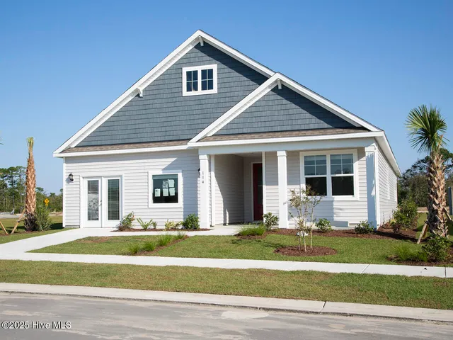 $519,990 | 114 Edgewater Way, Surf City, NC 28445