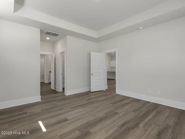 $519,990 | 114 Edgewater Way, Surf City, NC 28445