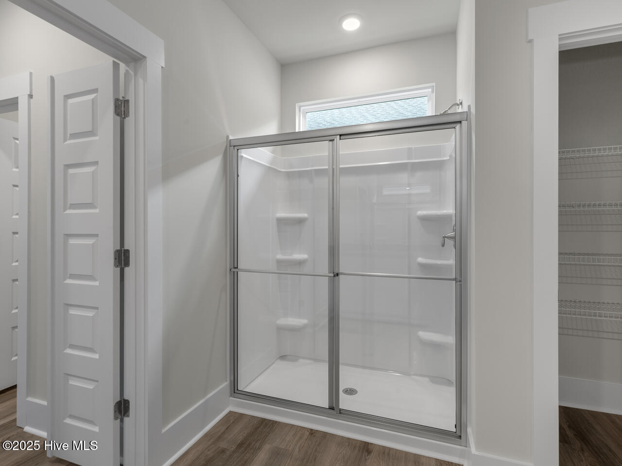 114 Edgewater Way Surf City, NC 28445 - Photo 19 of 28 TulipPoplar21108mbaDRHL33A7353-019-035-1