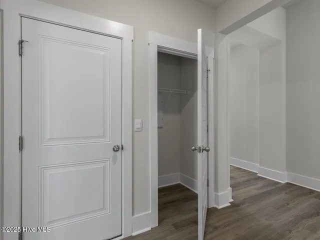 $519,990 | 114 Edgewater Way, Surf City, NC 28445