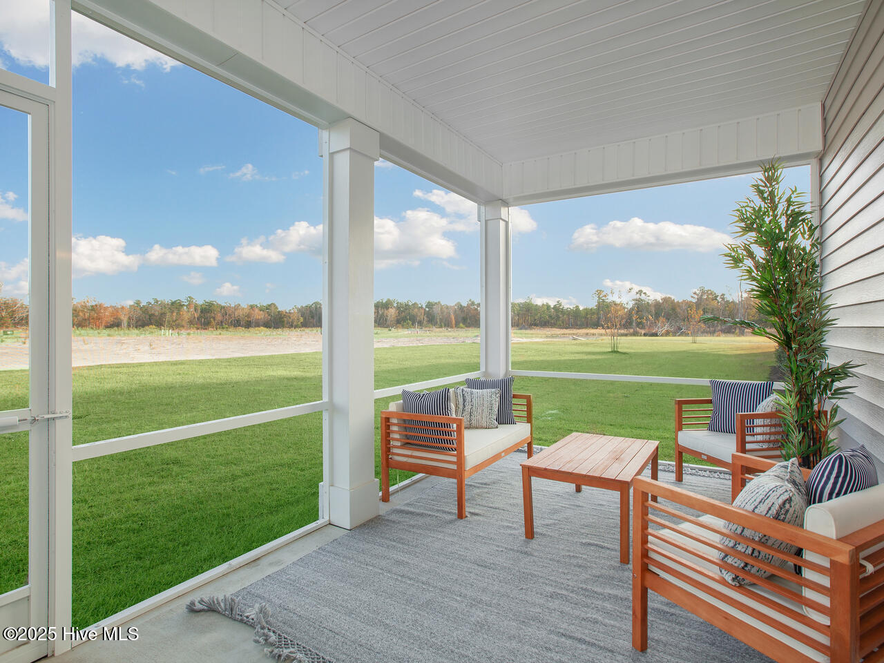 114 Edgewater Way Surf City, NC 28445 - Photo 8 of 28 114 Edgewater Way Surf City NC-007-022-E