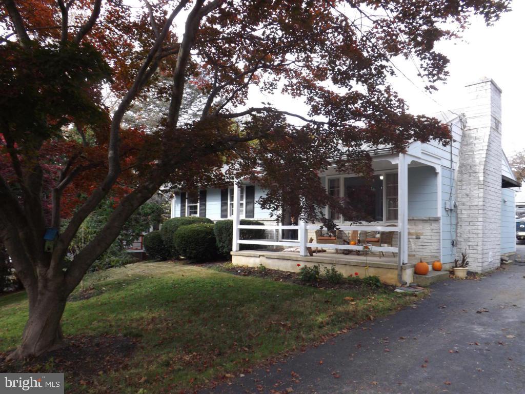 117 Spring Avenue Lancaster, PA 17602 - Photo 2 of 21 Gallery Image 2