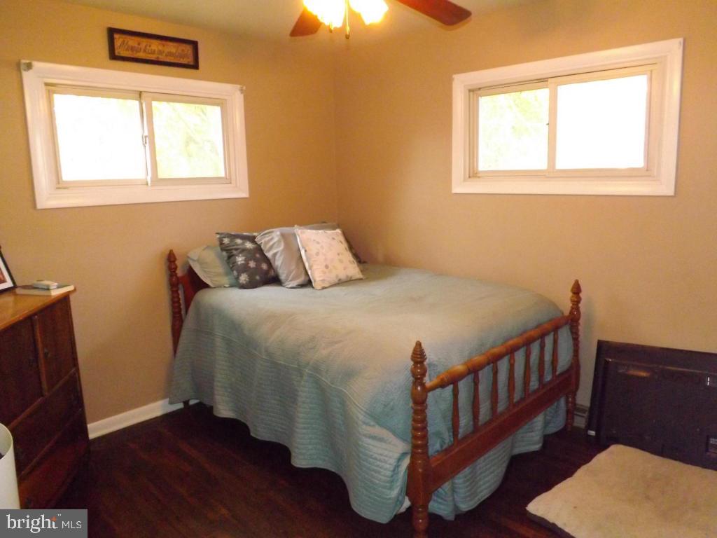 117 Spring Avenue Lancaster, PA 17602 - Photo 13 of 21 Gallery Image 13
