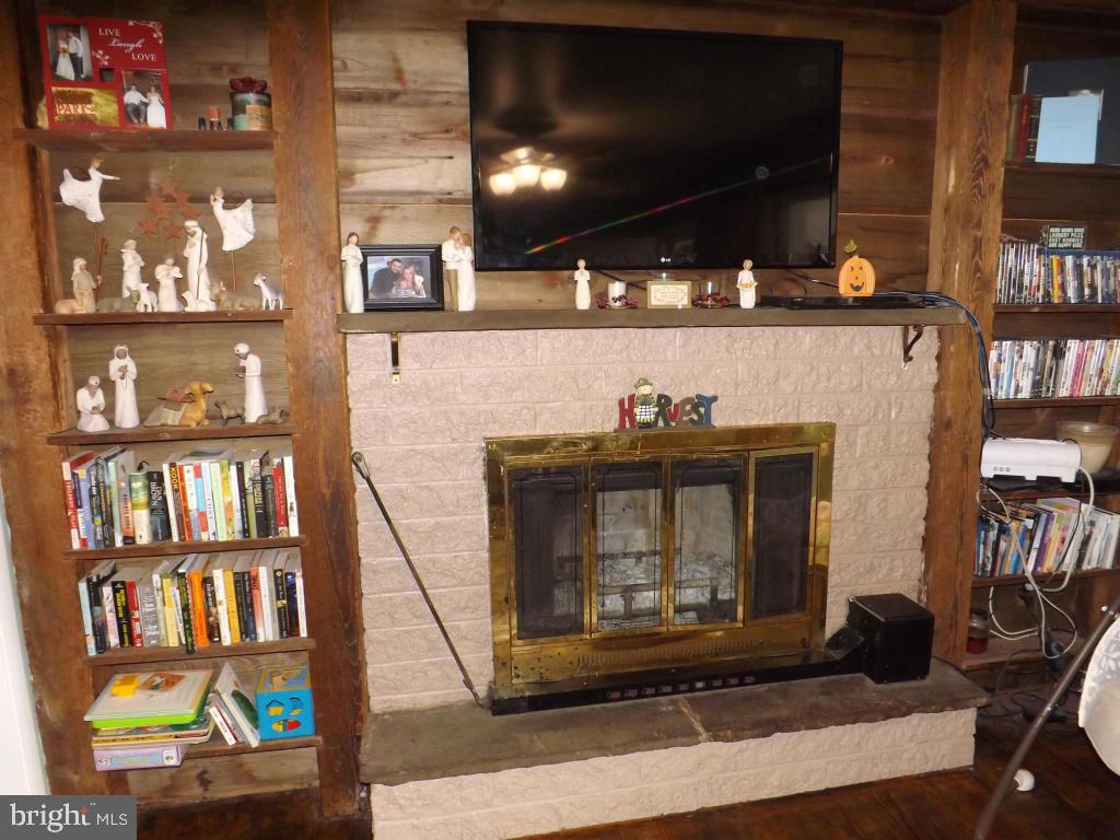 117 Spring Avenue Lancaster, PA 17602 - Photo 7 of 21 Gallery Image 7