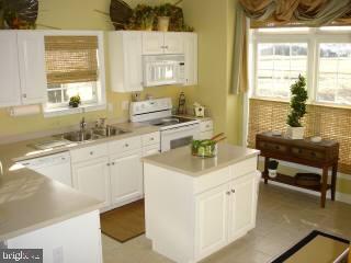 10050 Golf Course Road, Unit 14 Ocean City, MD 21842 - Photo 3 of 7 Gallery Image 3
