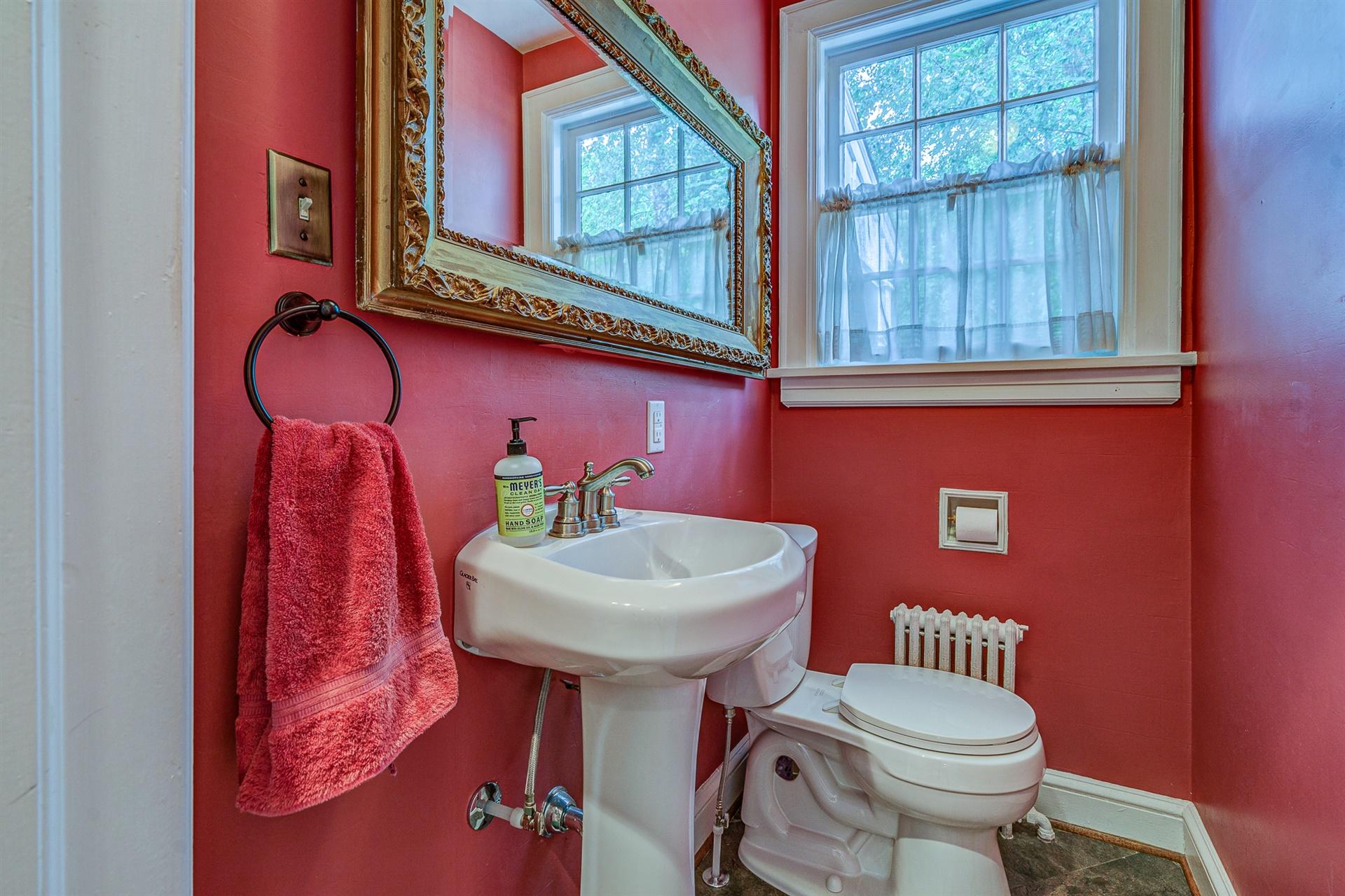 2022 Mt Vernon Road Southwest Roanoke, VA 24015 - Photo 13 of 49 14-2022 Mt Vernon 014