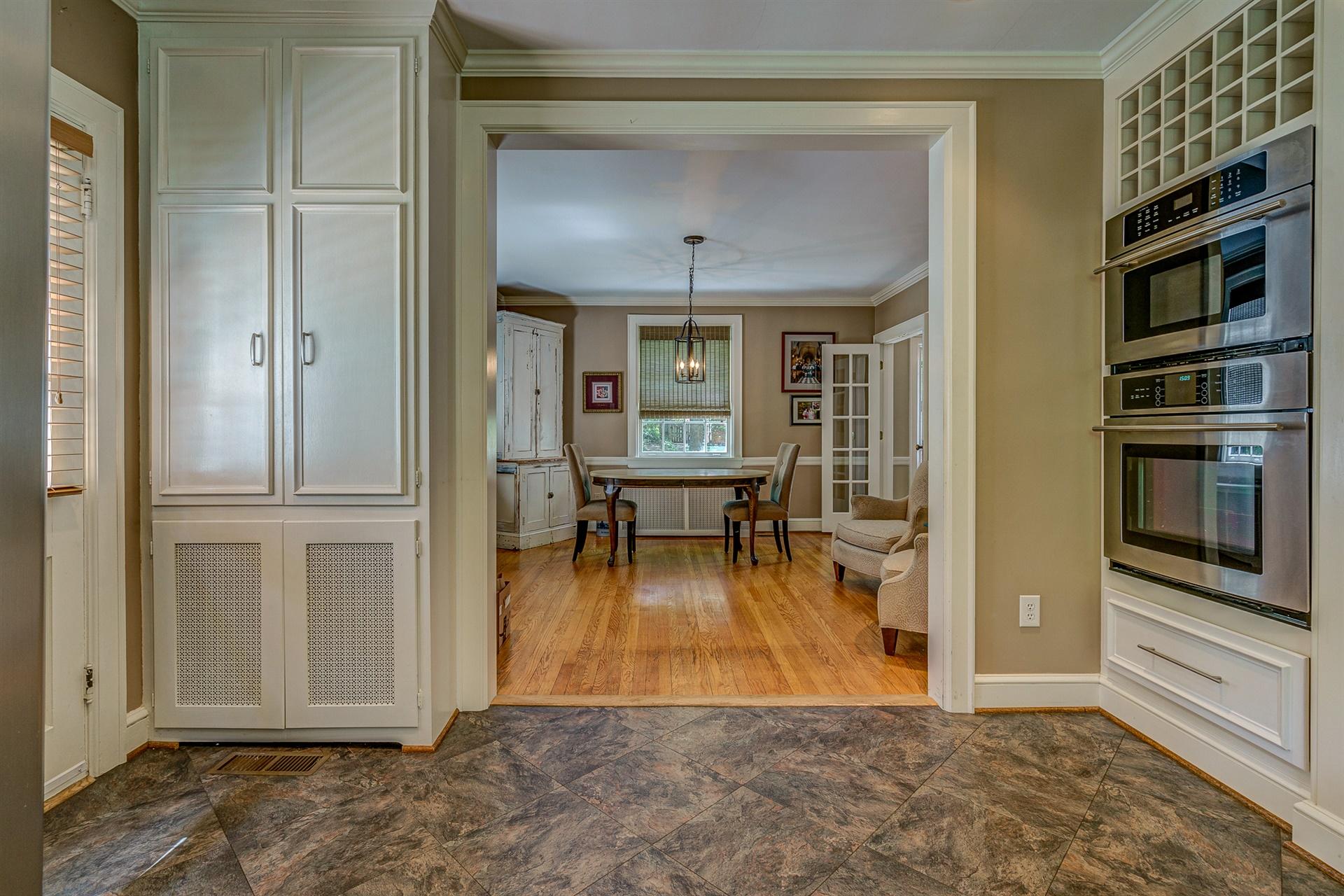 2022 Mt Vernon Road Southwest Roanoke, VA 24015 - Photo 16 of 49 17-2022 Mt Vernon 017