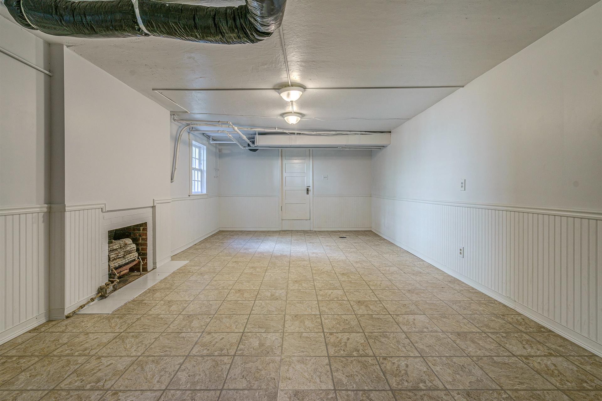 2022 Mt Vernon Road Southwest Roanoke, VA 24015 - Photo 35 of 49 36-2022 Mt Vernon 036