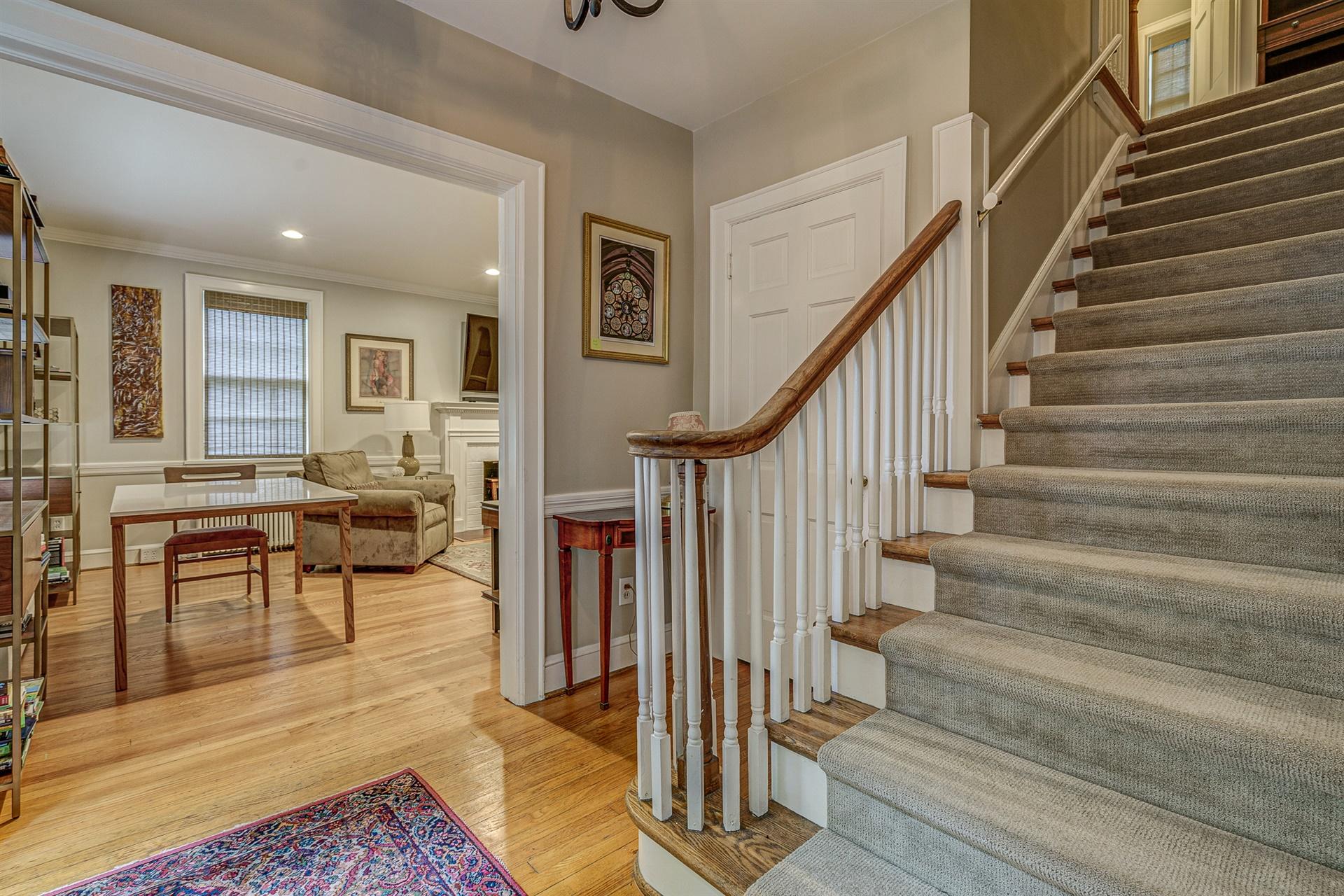 2022 Mt Vernon Road Southwest Roanoke, VA 24015 - Photo 6 of 49 07-2022 Mt Vernon 007