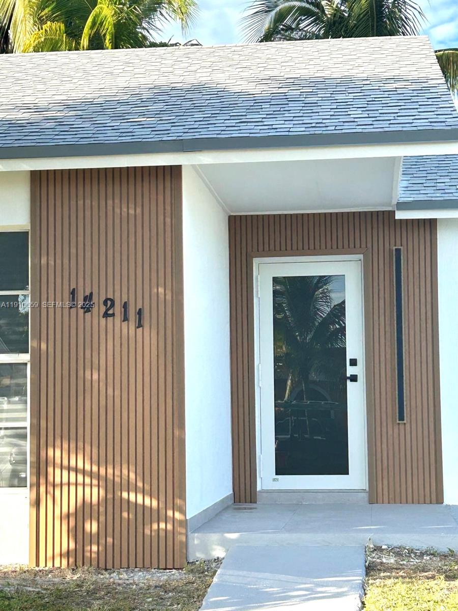 14211 Southwest 286th Street Homestead, FL 33033 - Photo 2 of 38 a view of outdoor space