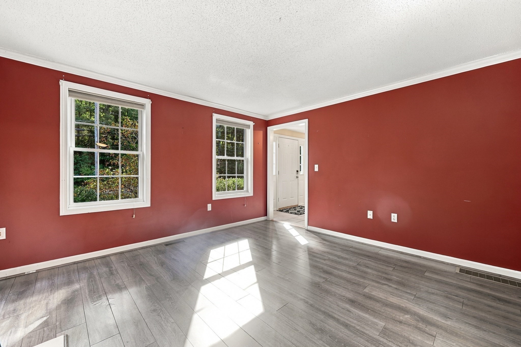 16 Lancaster Road Clinton, MA 01510 - Photo 7 of 41 Gallery Image 7