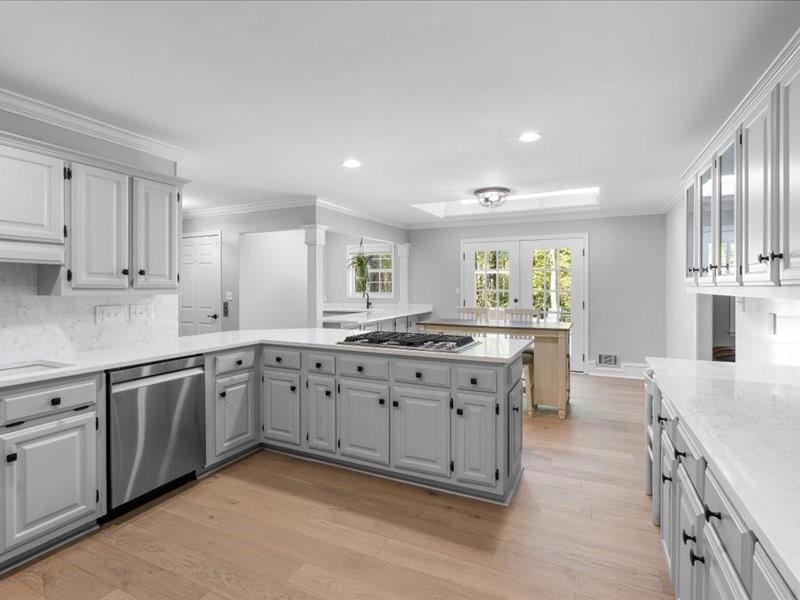 10570 Buice Road Johns Creek, GA 30022 - Photo 15 of 81