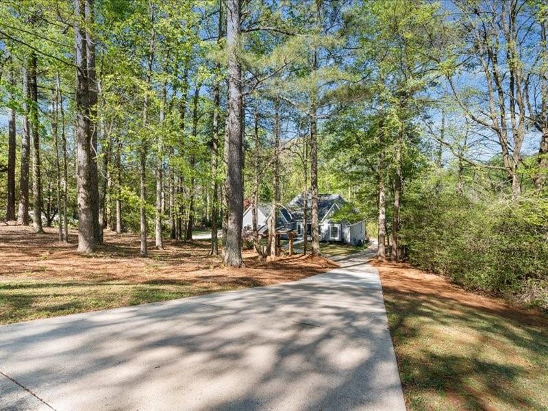10570 Buice Road Johns Creek, GA 30022 - Photo 6 of 81