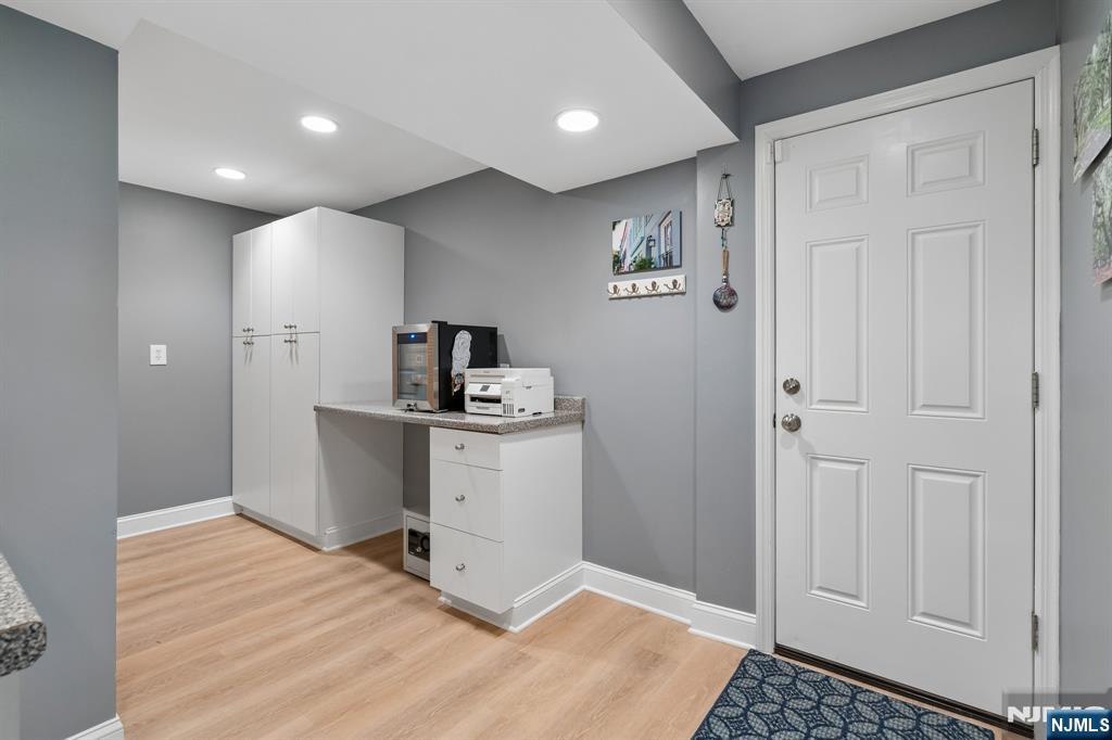 60 Edgemere Road Livingston, NJ 07039 - Photo 22 of 46
