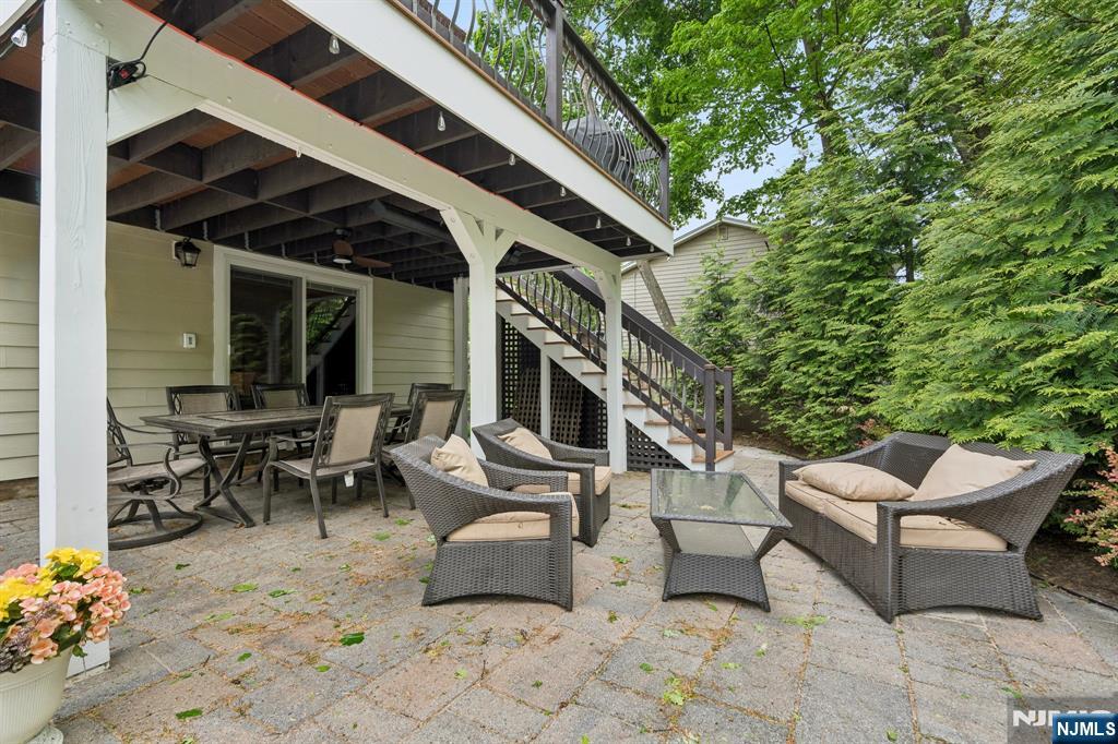 60 Edgemere Road Livingston, NJ 07039 - Photo 36 of 46