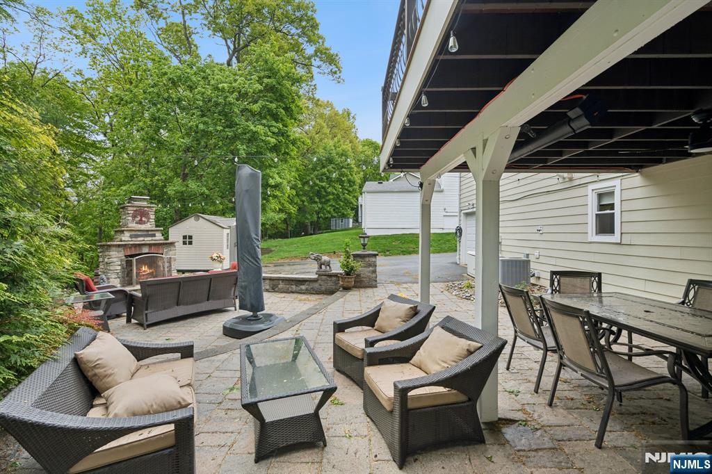60 Edgemere Road Livingston, NJ 07039 - Photo 40 of 46