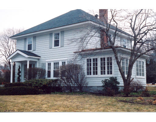 40 Garden Road Lowell, MA 01852 - Photo 1 of 5 Gallery Image 1