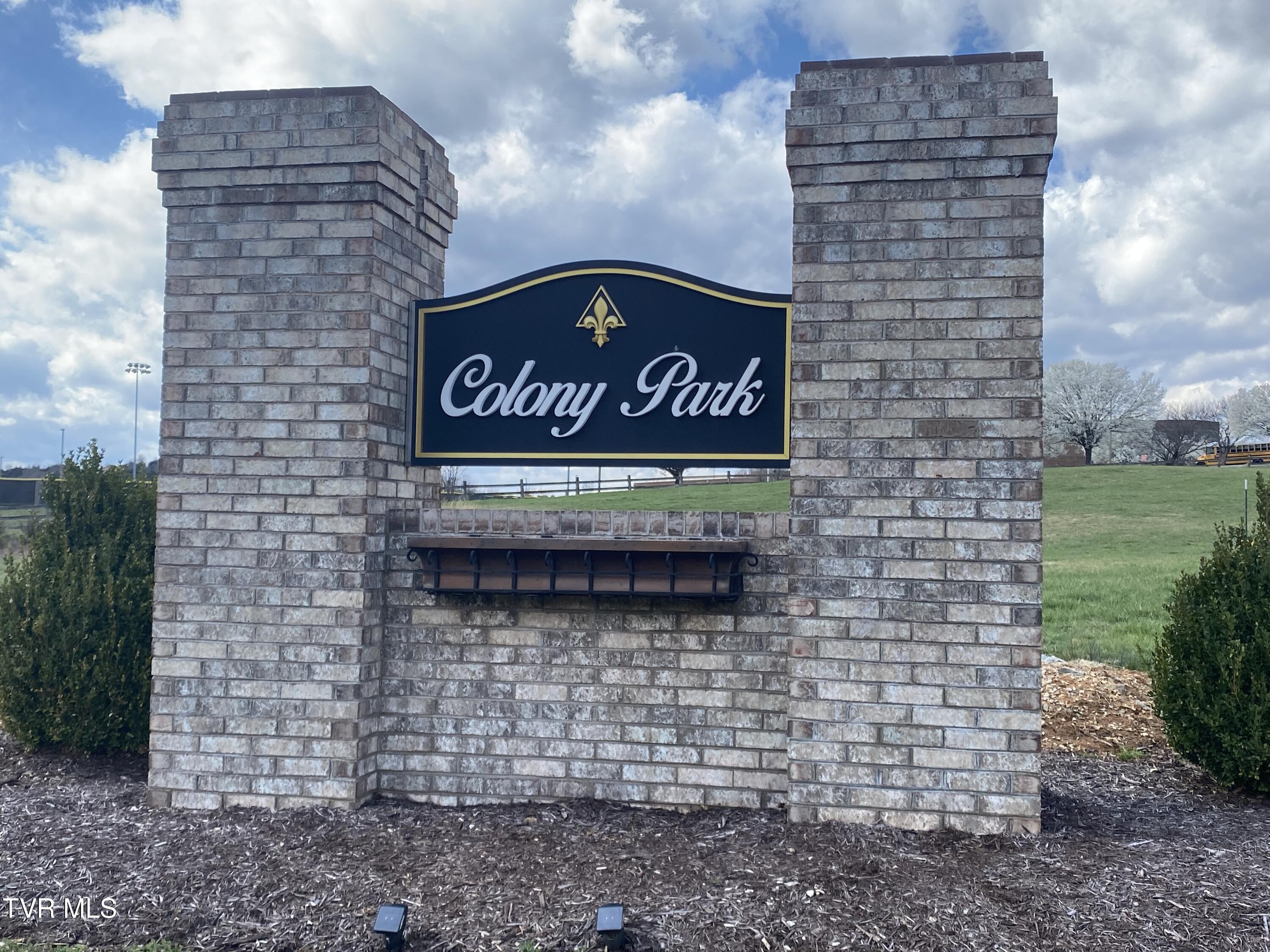 17 Riley Street, Unit 17 Lebanon, VA 24266 - Photo 3 of 4 IMG_3354