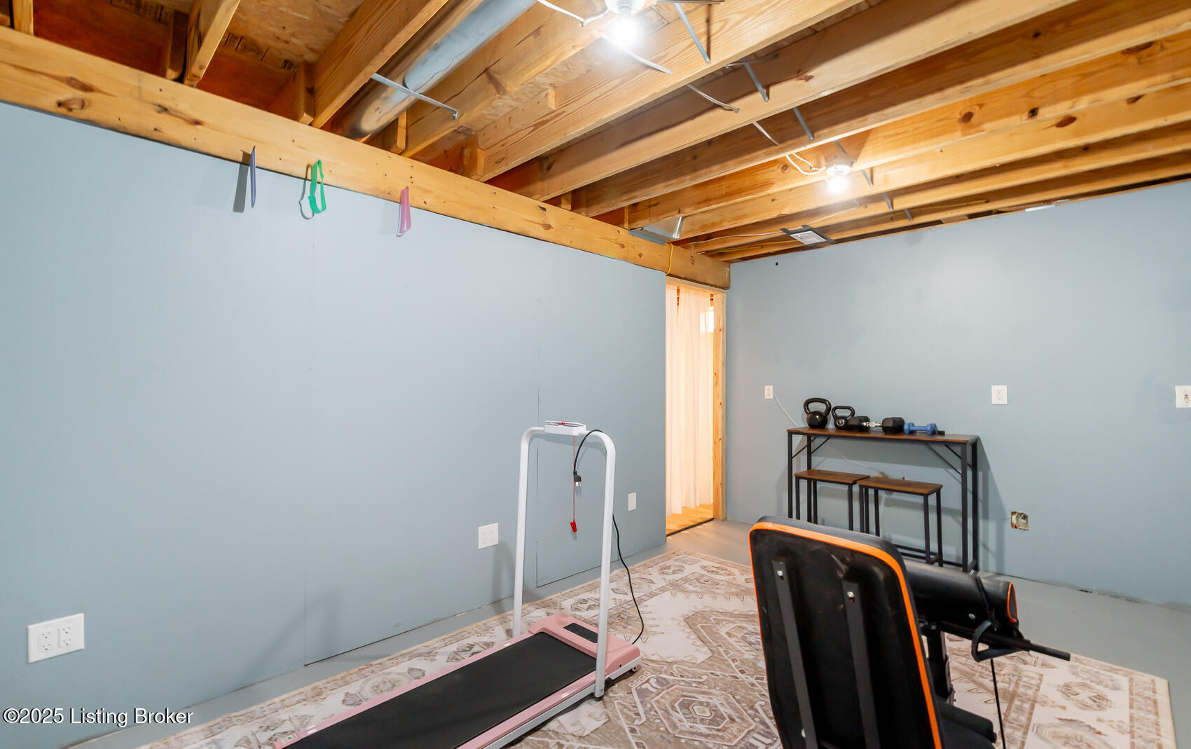 10302 Easum Road Louisville, KY 40299 - Photo 47 of 62 ESR-152