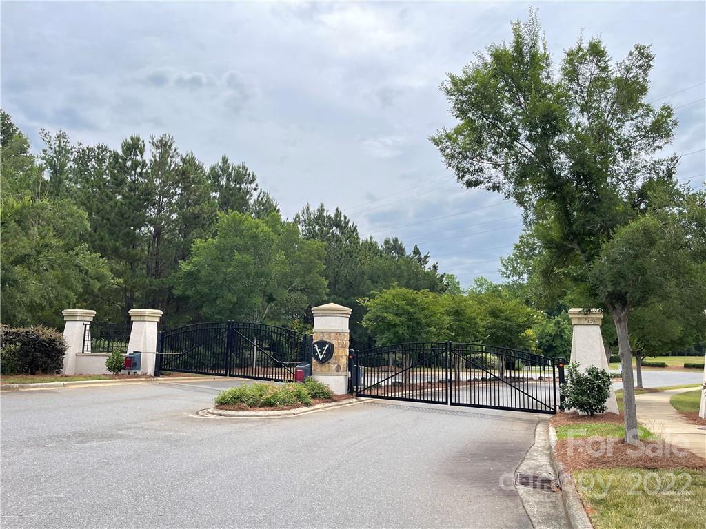 5610 Plantation Ridge Road Charlotte, NC 28214 - Photo 28 of 31 Gallery Image 28