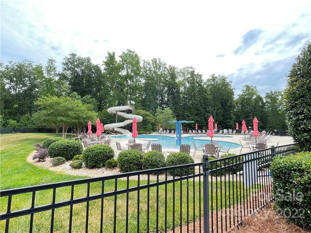 5610 Plantation Ridge Road Charlotte, NC 28214 - Photo 29 of 31 Gallery Image 29