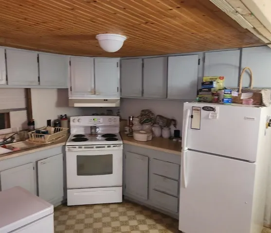 $45,999 | 22 Blue Jay Court, Keene, NH 03431