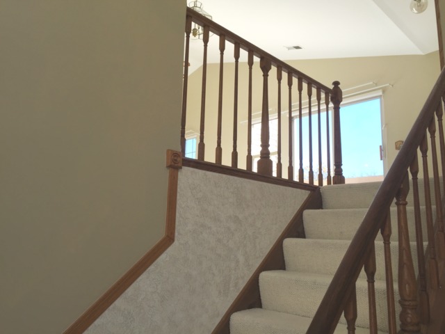 913 Ridgefield Lane Wheeling, IL 60090 - Photo 3 of 23 a view of entryway