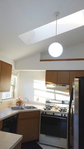 913 Ridgefield Lane Wheeling, IL 60090 - Photo 7 of 23 a kitchen with stainless steel appliances granite countertop a sink and a stove