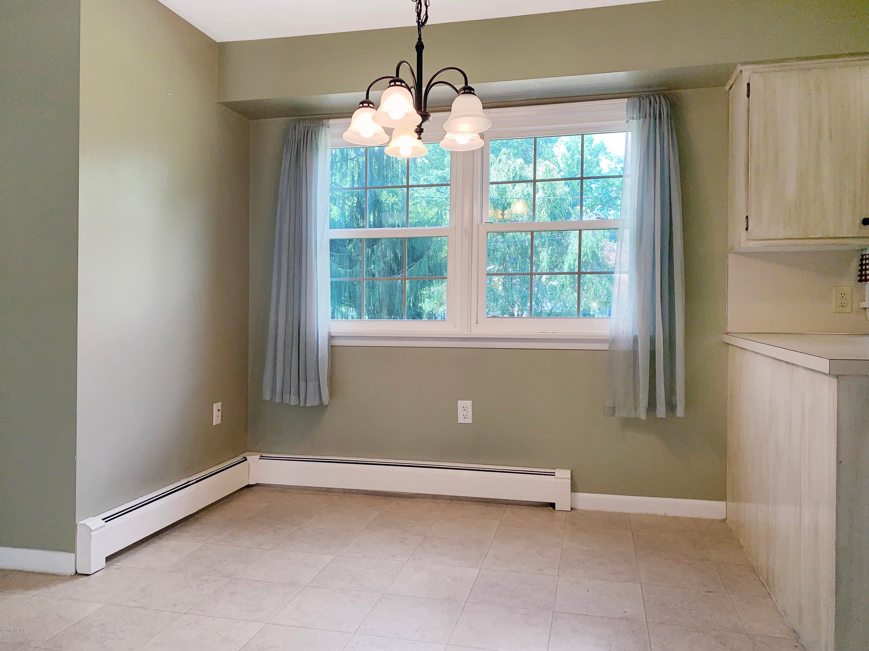 1165 St Davids Road Williamsport, PA 17701 - Photo 5 of 18 Nook