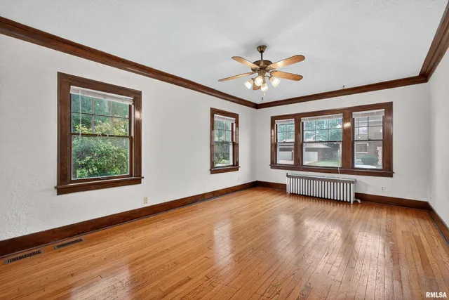 $850 | 318 West Columbia Avenue, Davenport, IA 52803