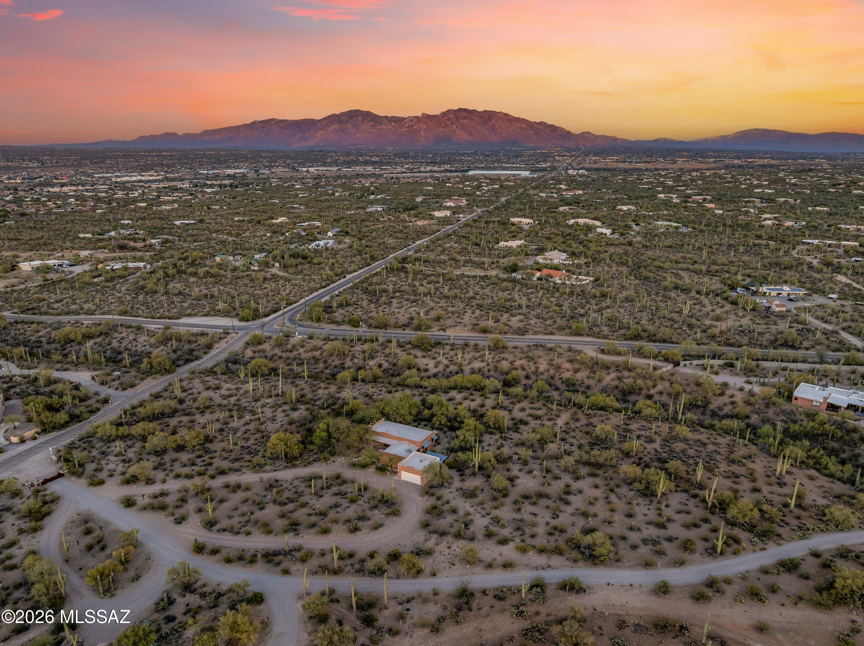 7055 West Ina Road Tucson, AZ 85743 - Photo 47 of 52 Gallery Image 47