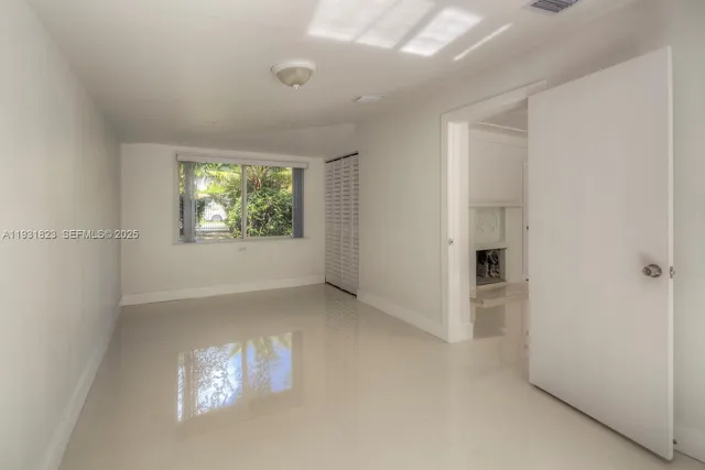 $3,500 | 14935 Northeast 11th Court, Unit 1, Miami, FL 33161