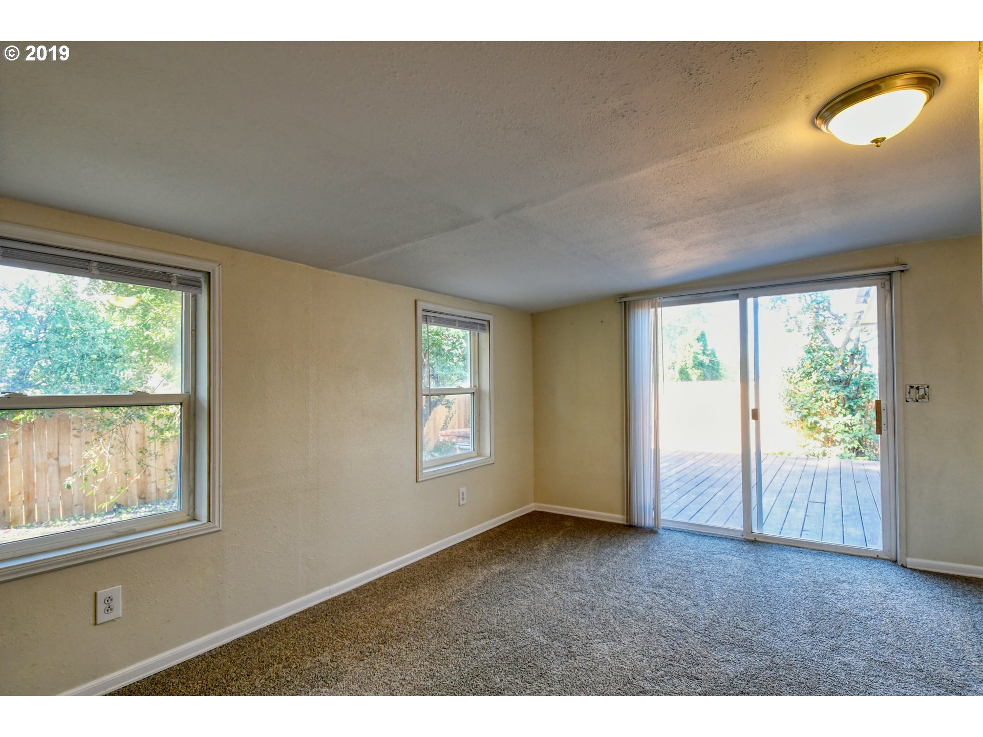 2406 Southwest Olson Avenue Pendleton, OR 97801 - Photo 15 of 32 a view of an empty room with a window