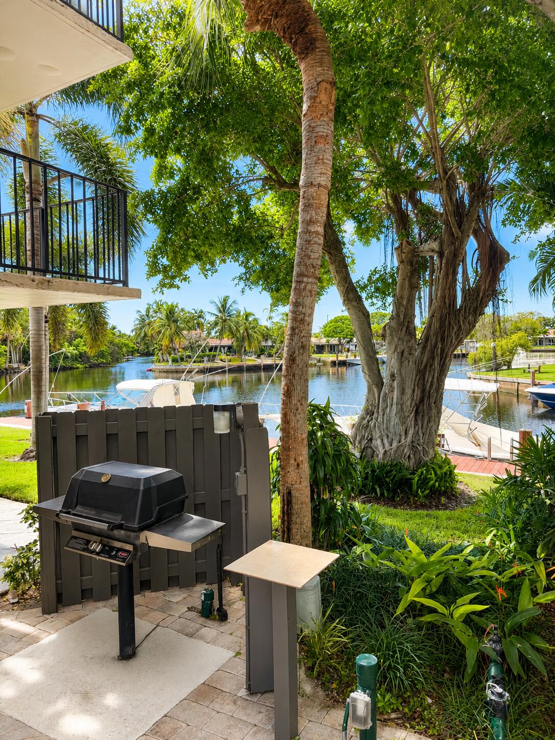 7 Royal Palm Way, Unit 505 Boca Raton, FL 33432 - Photo 18 of 21 7 Royal Palm Way (7)