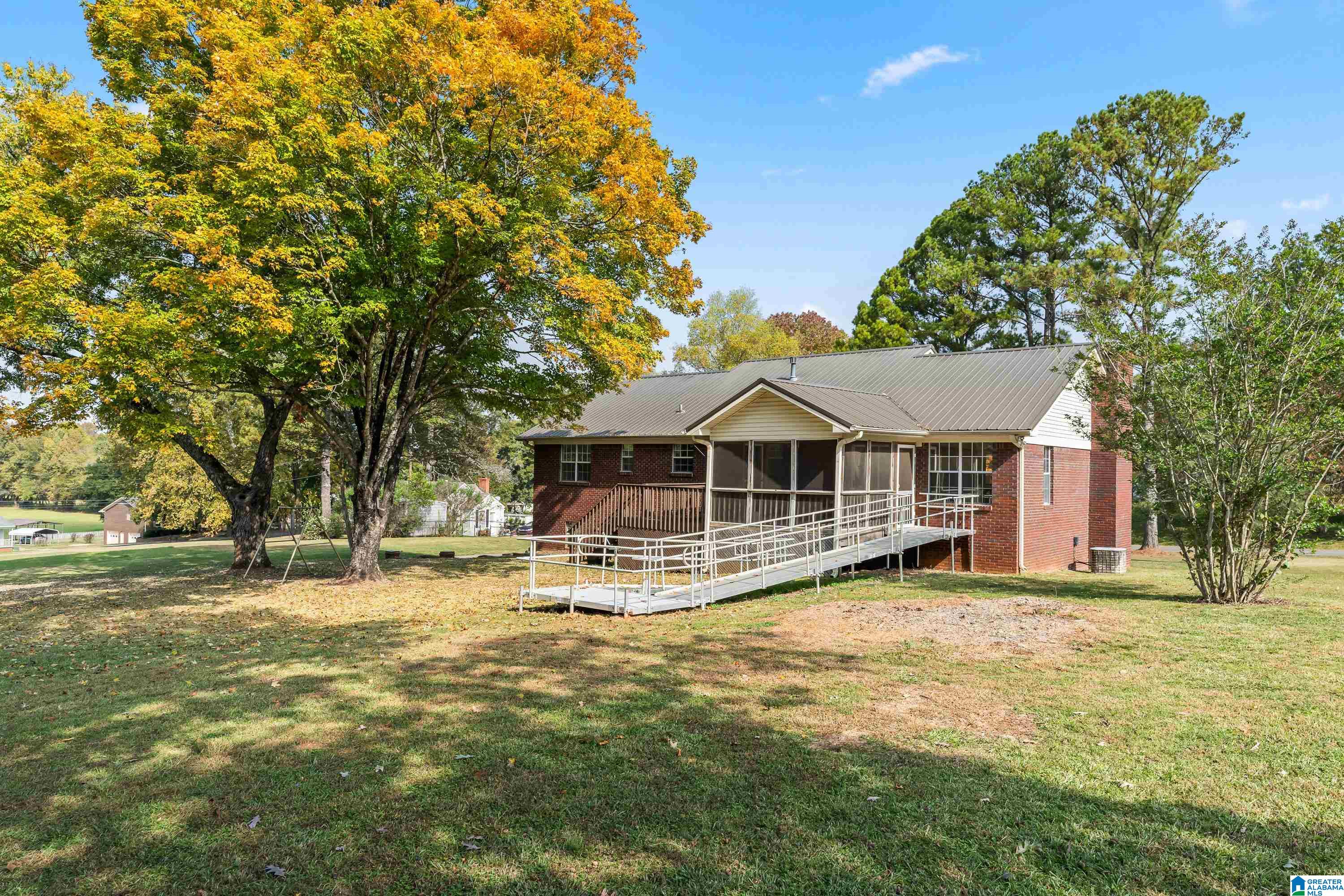 1012 Overhill Road Southeast Bessemer, AL 35022 - Photo 32 of 35