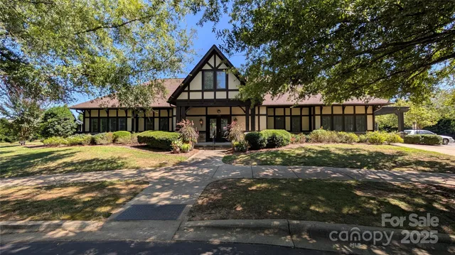 $849,500 | 905 Patricians Lane, Wesley Chapel, NC 28110