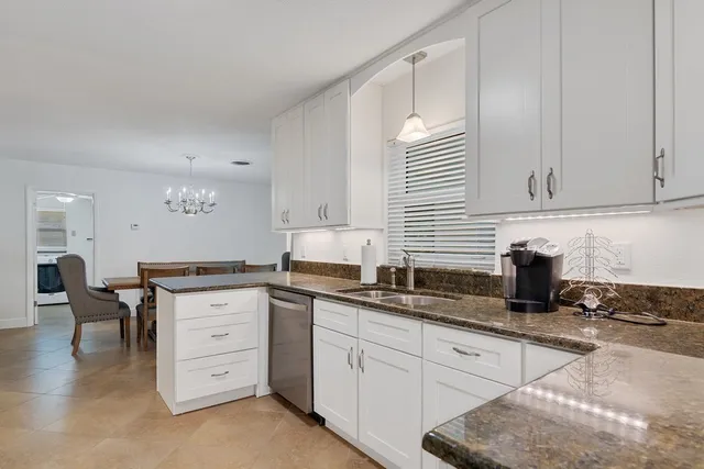 $530,000 | 1880 36th Avenue, Vero Beach, FL 32960