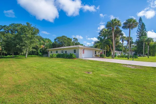 $530,000 | 1880 36th Avenue, Vero Beach, FL 32960